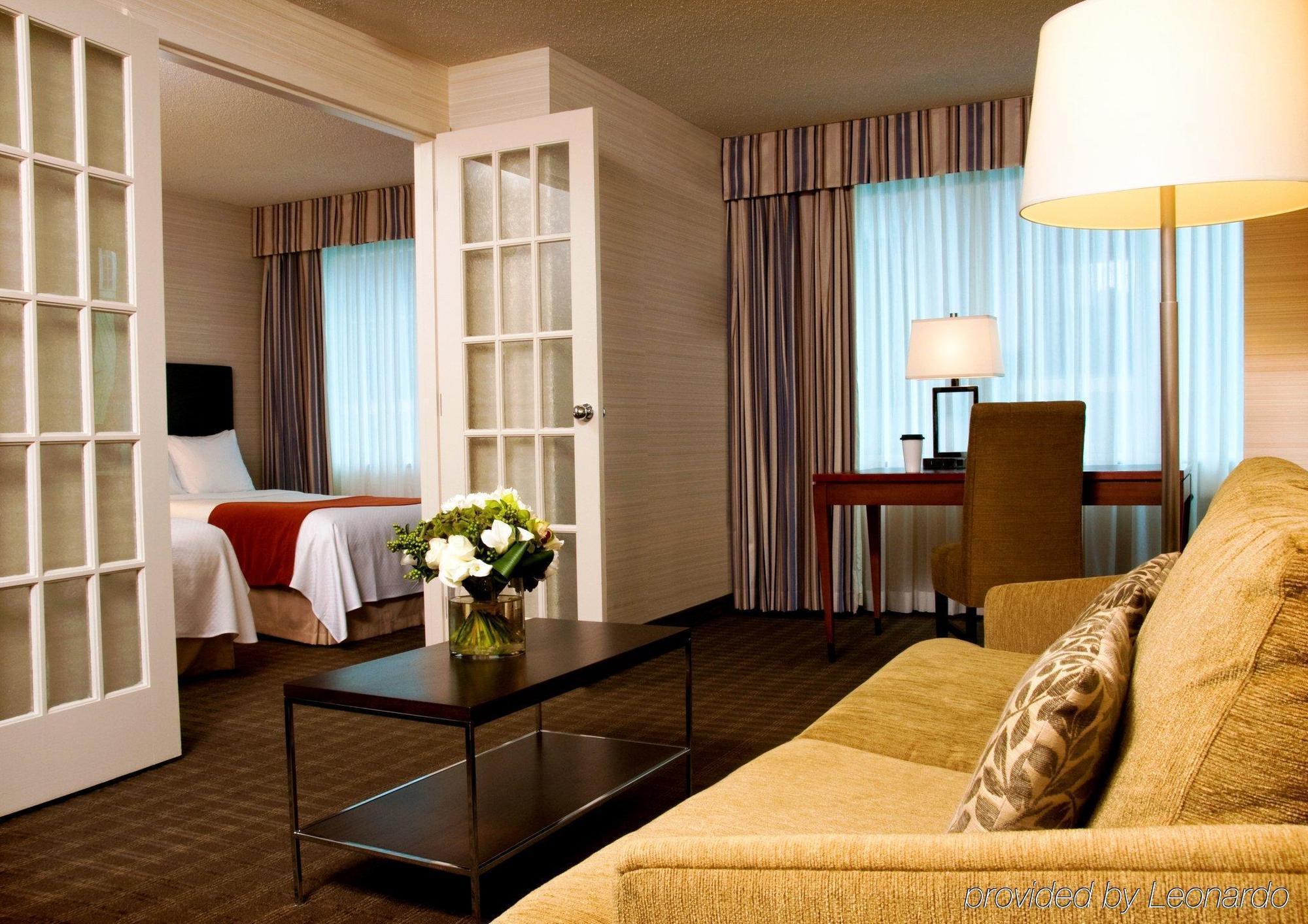 Cambridge Suites تورونتو المظهر الخارجي الصورة