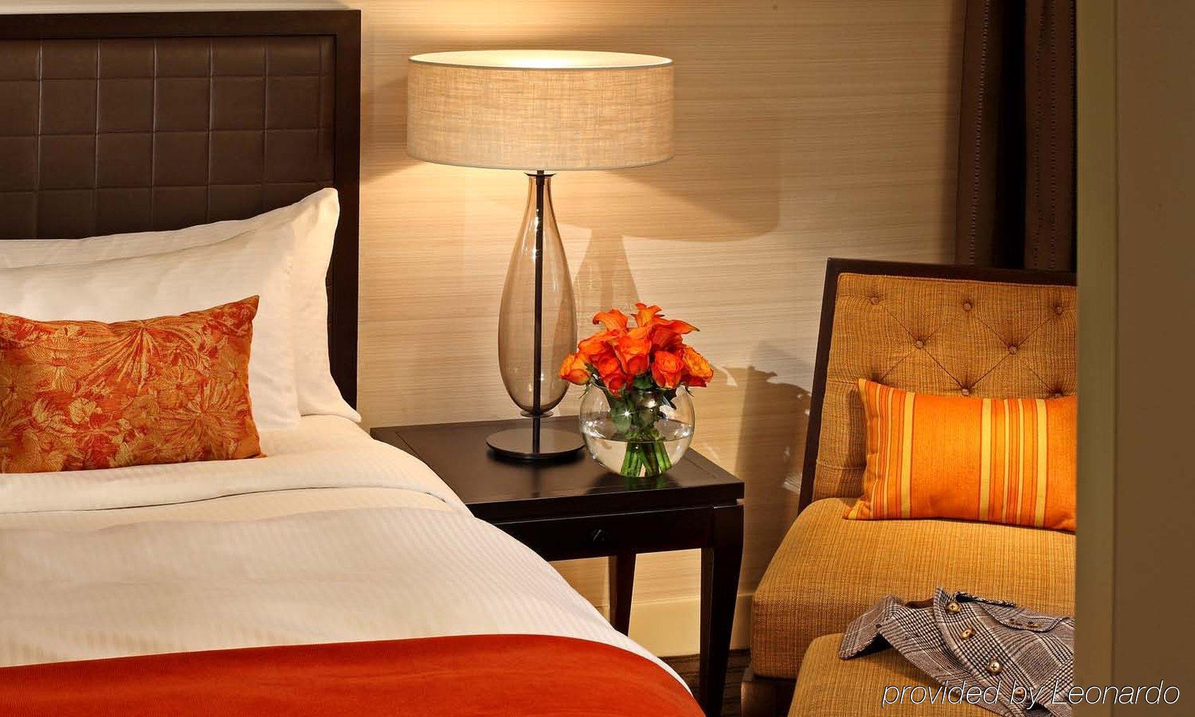 Cambridge Suites تورونتو المظهر الخارجي الصورة