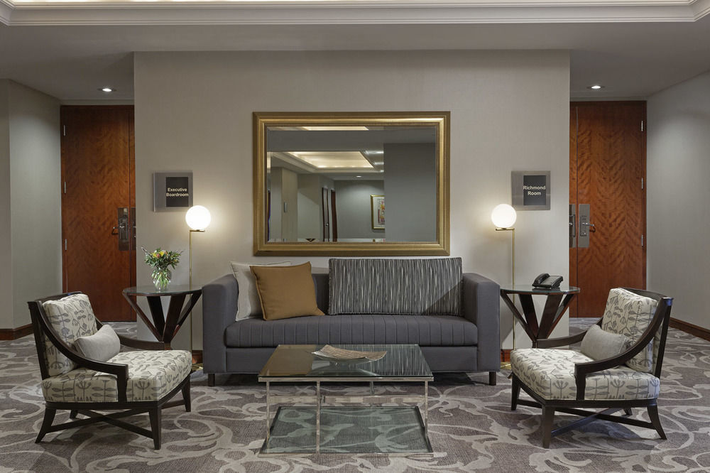Cambridge Suites تورونتو المظهر الخارجي الصورة