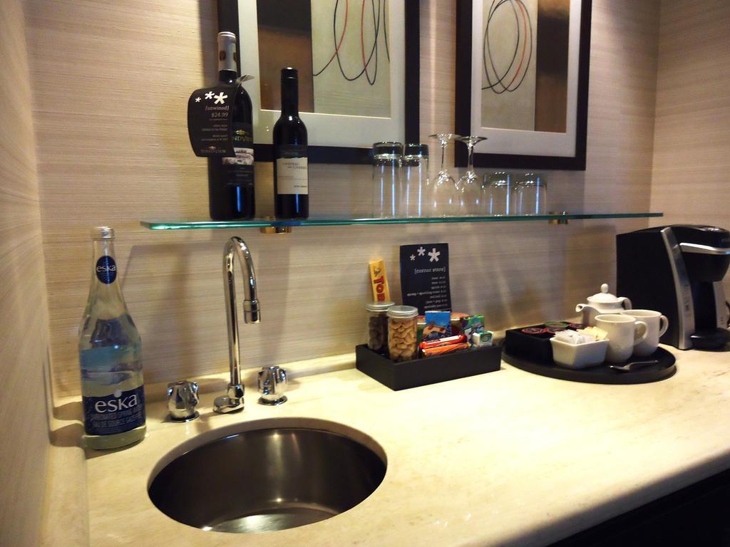Cambridge Suites تورونتو المظهر الخارجي الصورة